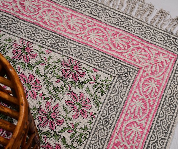Floral Cotton Dhurrie Modern Area Rug Pink Black Rug Living Area Rug - Image 4