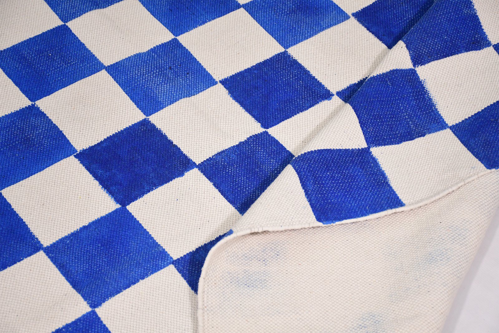 Blue white rug check pattern rug cotton rug flatweave rug home décor rug - Image 5