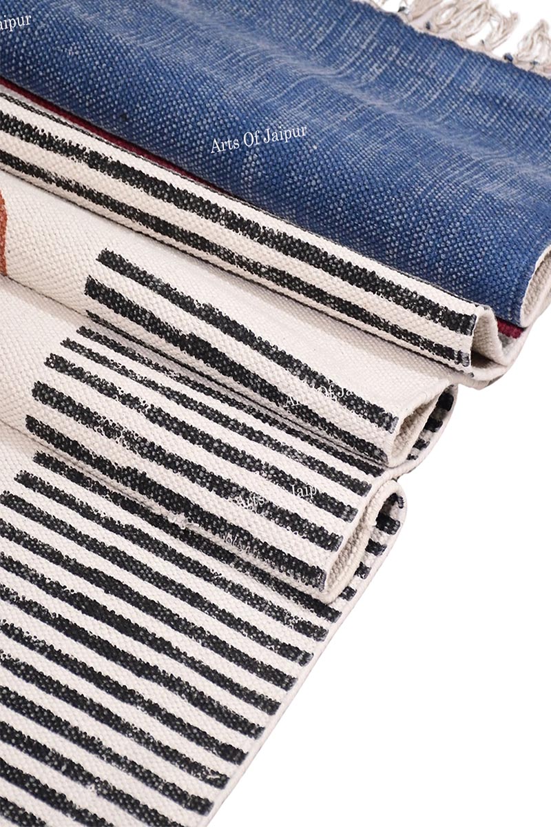 Modern Geometric Block Print Rug with Fringe - Image 5